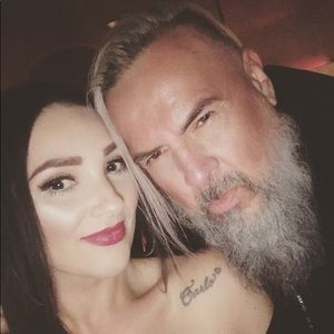 Meet your Posher, Carlo